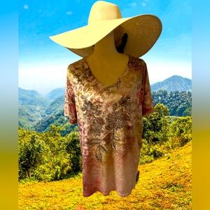 Catherine’s short sleeve tunic size 1X